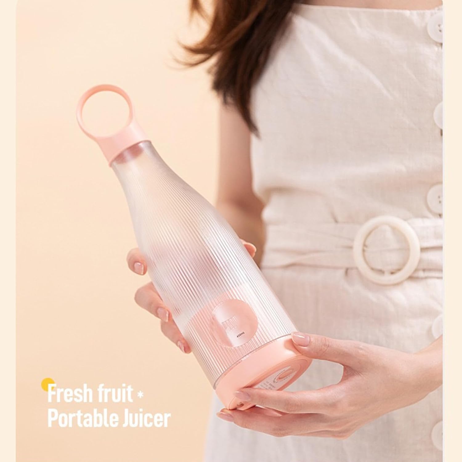 SqueezeMaster: Your Handy Electric Juicer Cup